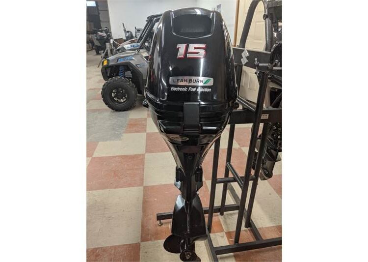 2022 Suzuki 15 HP 20/21 Inch Outboard Motor
