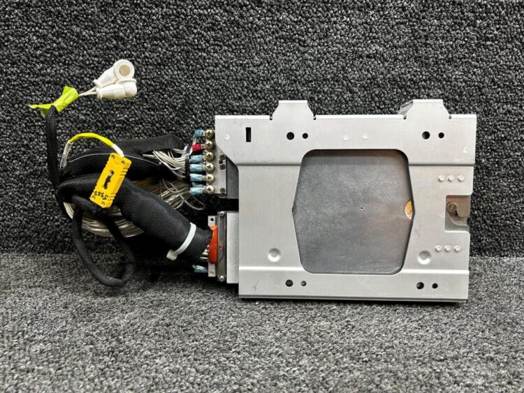 Garmin GEA71B Engine Assessment Unit with Tray and Mods (14-28V) - Image 5