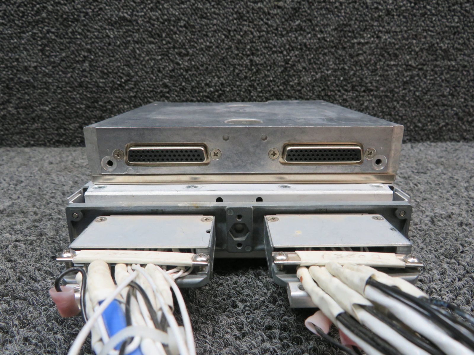 Garmin GMA-35C Remote Mount Audio Selector Unit w Tray (14 or 28V) - Image 4