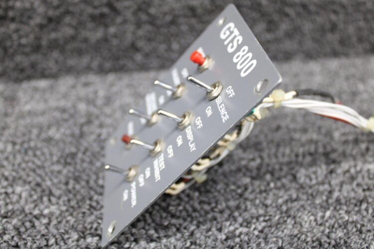 Garmin GTS-800 Switch Panel Assembly - Image 2