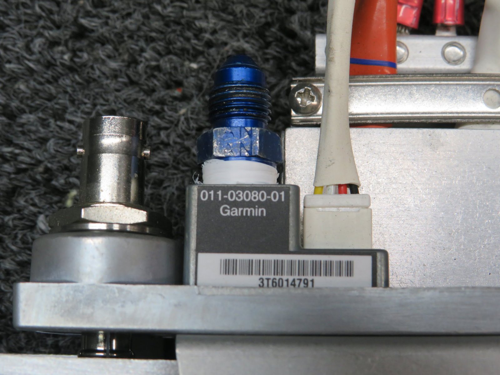 Garmin GTX-335 ADS-b Out Transponder w Tray and Encoder (14 or 28V) - Image 7