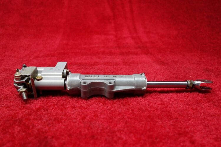 R44 Hydraulic Servo For Robinson Helicopter - Image 12