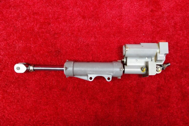 R44 Hydraulic Servo For Robinson Helicopter - Image 13