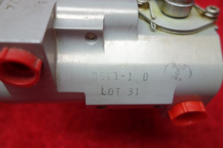 R44 Hydraulic Servo For Robinson Helicopter - Image 7
