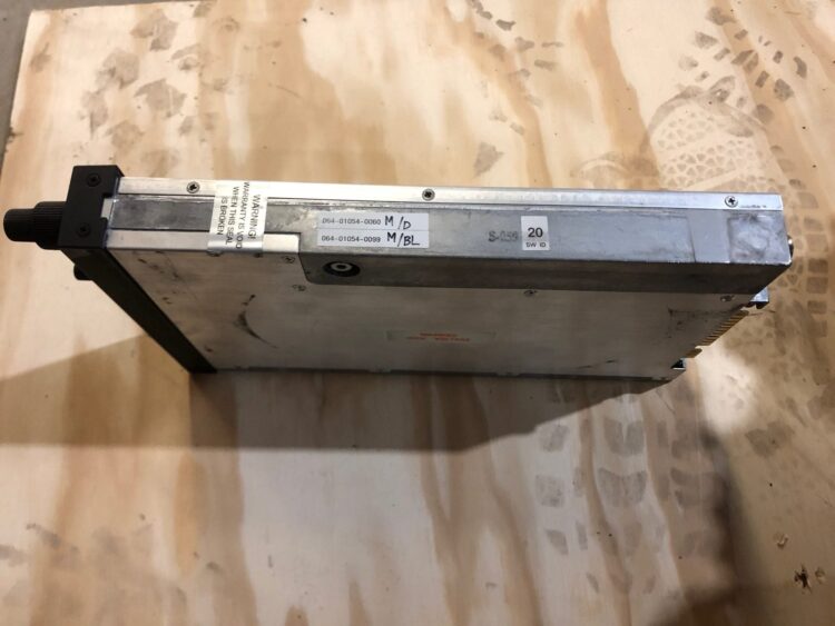 Radio- Bendix/King KY196A with Tray - Image 2