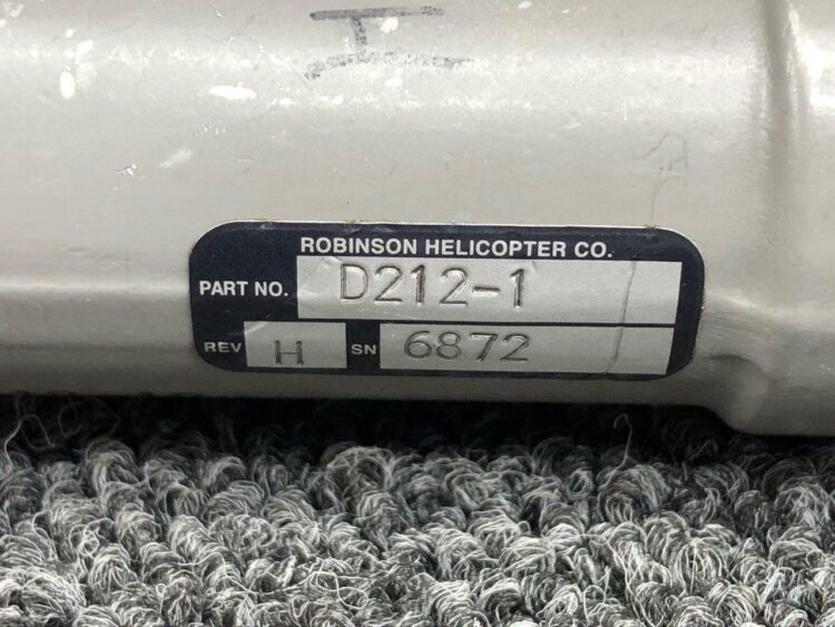 Robinson R44 Forward Servo Assy for D212-1  W/ 8130 - Image 8